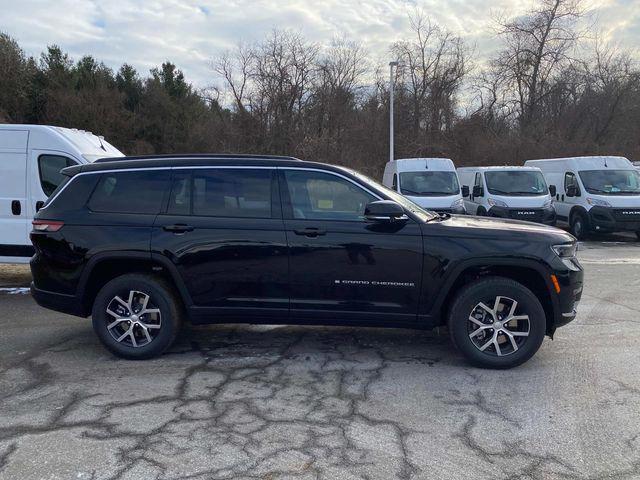 new 2025 Jeep Grand Cherokee L car, priced at $51,910