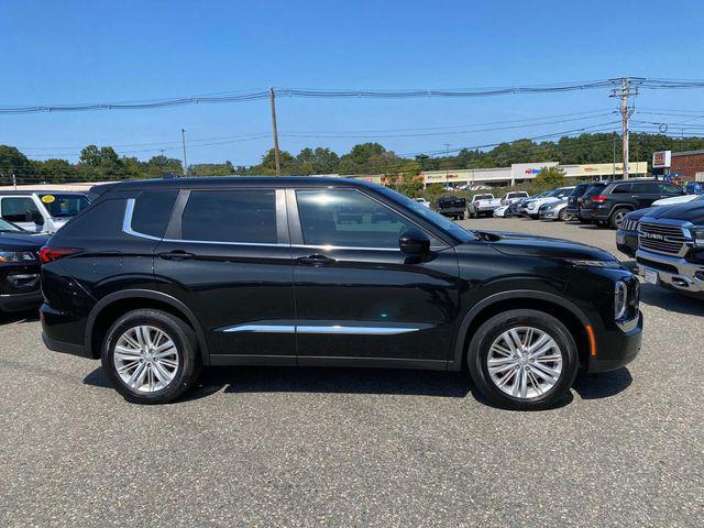 used 2022 Mitsubishi Outlander car, priced at $23,301