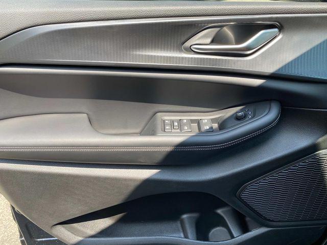 new 2025 Jeep Grand Cherokee car, priced at $46,125