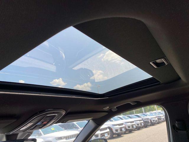 new 2025 Jeep Grand Cherokee car, priced at $46,125