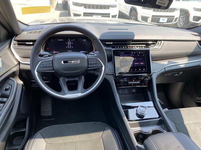 new 2025 Jeep Grand Cherokee car, priced at $46,125