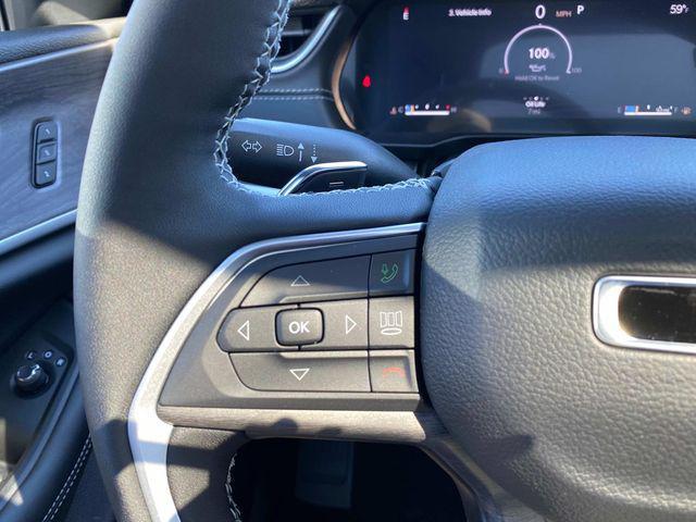 new 2025 Jeep Grand Cherokee car, priced at $47,196