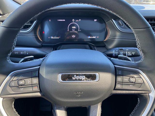 new 2025 Jeep Grand Cherokee car, priced at $47,196