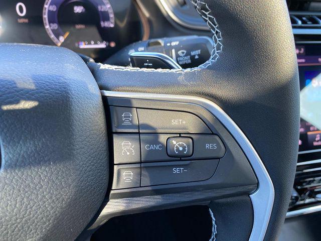 new 2025 Jeep Grand Cherokee L car, priced at $43,220