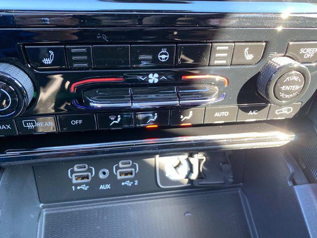 new 2025 Jeep Grand Cherokee L car, priced at $43,220