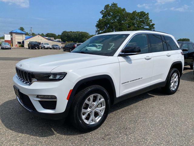 used 2023 Jeep Grand Cherokee car, priced at $33,977