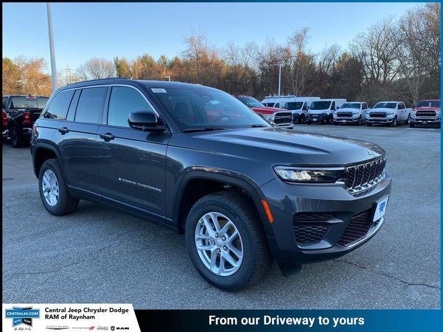 new 2025 Jeep Grand Cherokee car, priced at $43,970