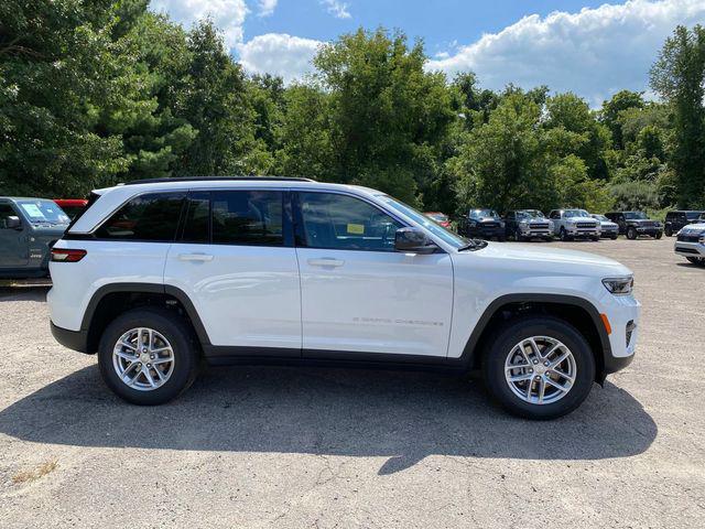 new 2024 Jeep Grand Cherokee car, priced at $40,526