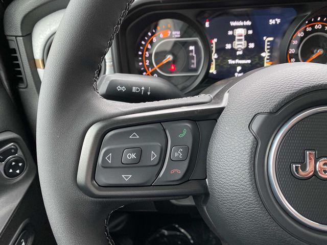new 2025 Jeep Wrangler car, priced at $46,299