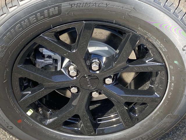 new 2025 Jeep Grand Cherokee car, priced at $46,730