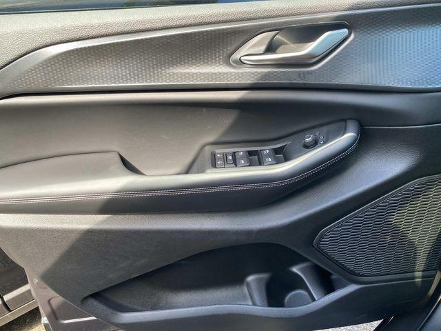 new 2025 Jeep Grand Cherokee car, priced at $46,730