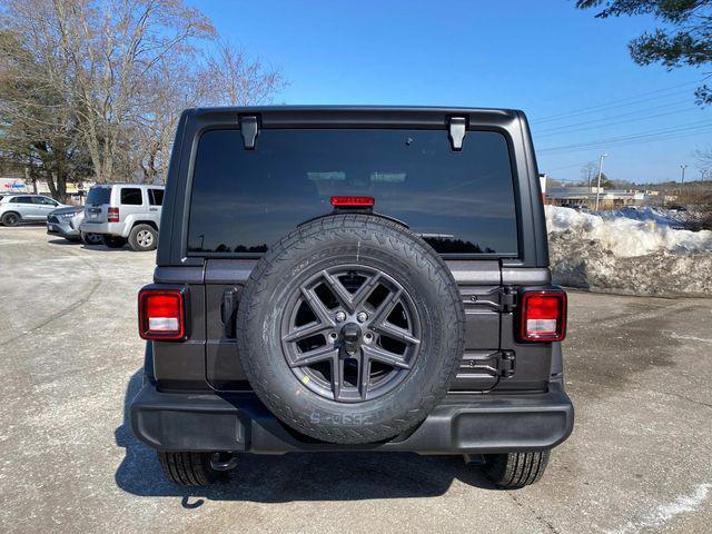 new 2025 Jeep Wrangler car, priced at $48,745