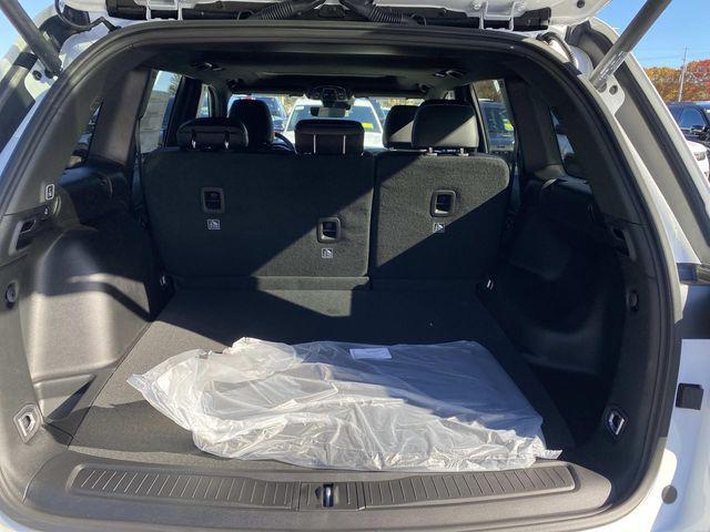 new 2025 Jeep Grand Cherokee car, priced at $46,135