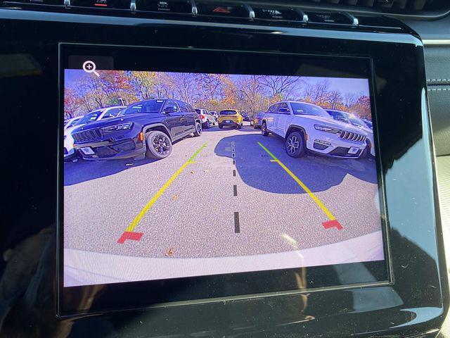 new 2025 Jeep Grand Cherokee car, priced at $46,135