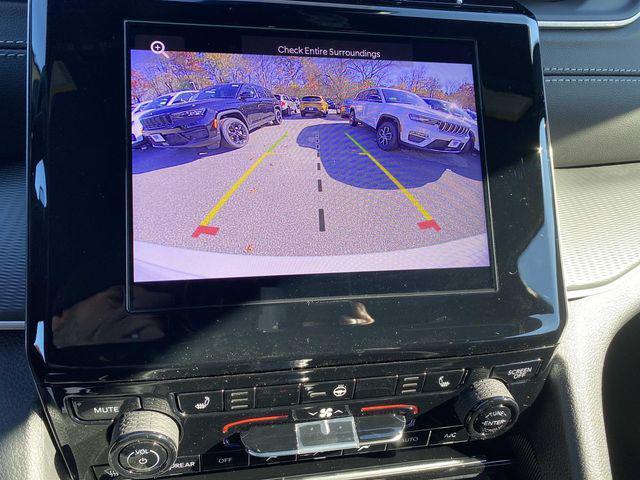 new 2025 Jeep Grand Cherokee car, priced at $46,135