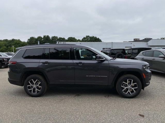 new 2024 Jeep Grand Cherokee L car, priced at $48,796