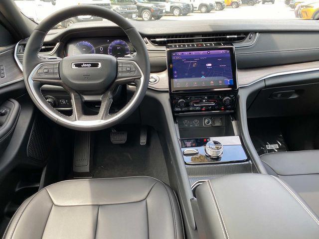 new 2025 Jeep Grand Cherokee L car, priced at $48,287