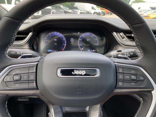 new 2025 Jeep Grand Cherokee L car, priced at $48,287