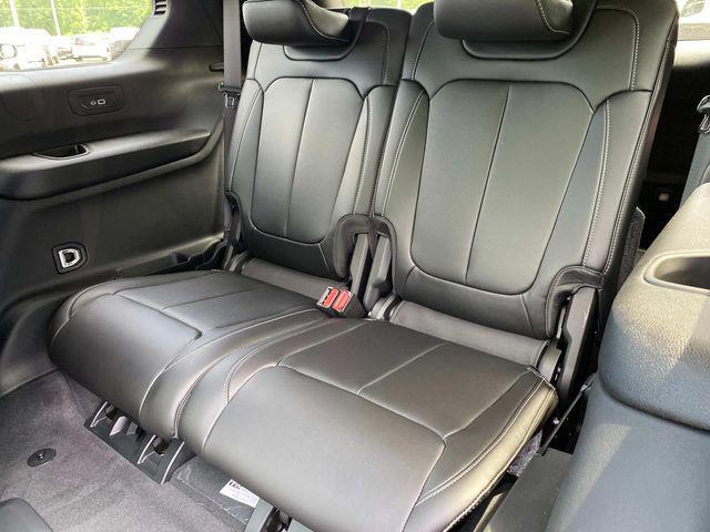 new 2025 Jeep Grand Cherokee L car, priced at $48,287