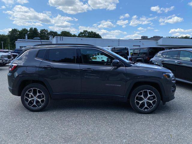 new 2024 Jeep Compass car, priced at $35,603