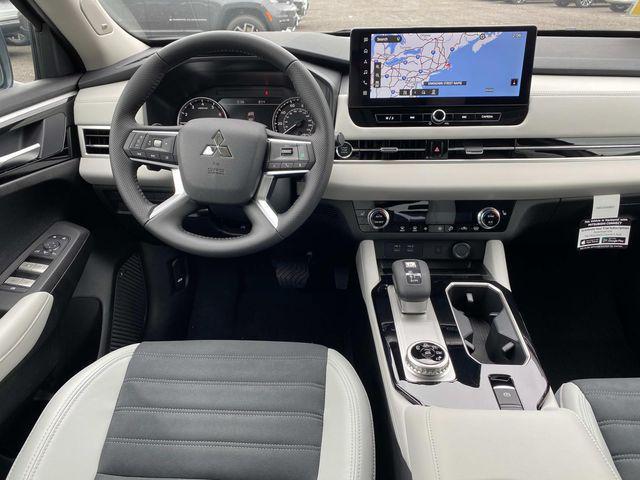 new 2025 Mitsubishi Outlander car, priced at $38,230