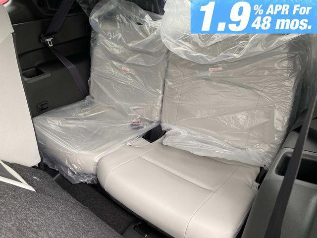 new 2025 Mitsubishi Outlander car, priced at $38,230