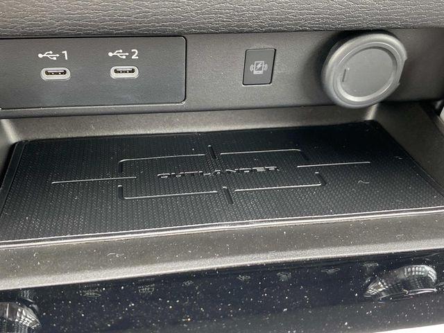 new 2025 Mitsubishi Outlander car, priced at $38,230