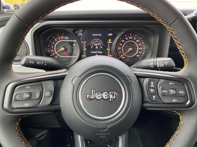 new 2025 Jeep Gladiator car, priced at $48,805