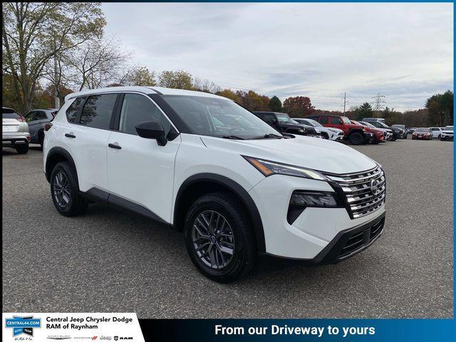 used 2024 Nissan Rogue car, priced at $22,254