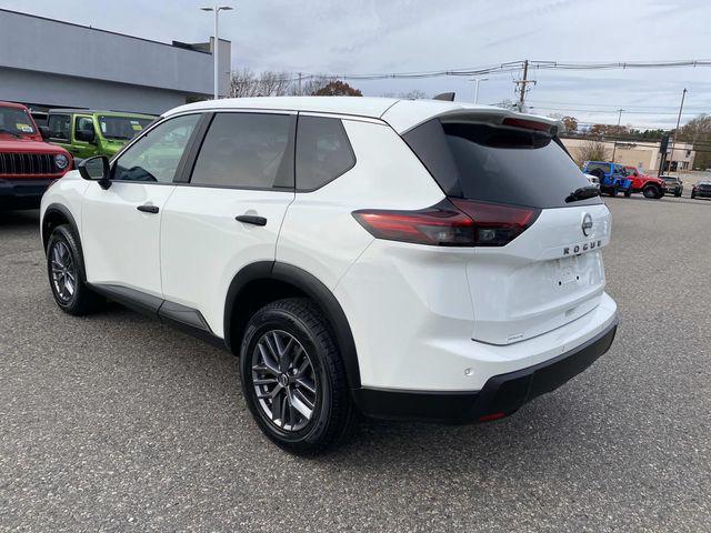 used 2024 Nissan Rogue car, priced at $22,254