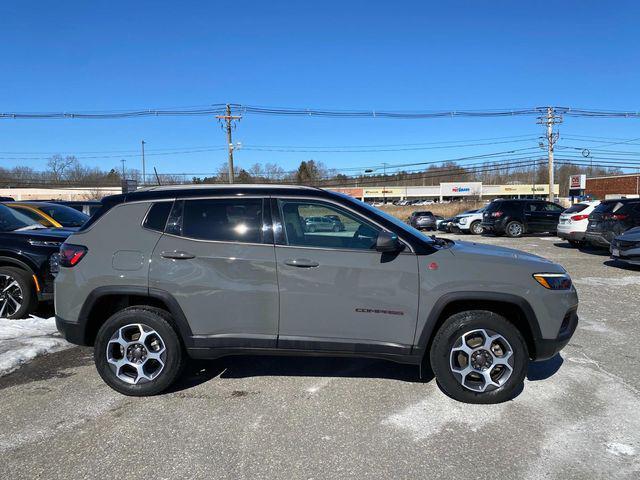 used 2022 Jeep Compass car, priced at $24,152