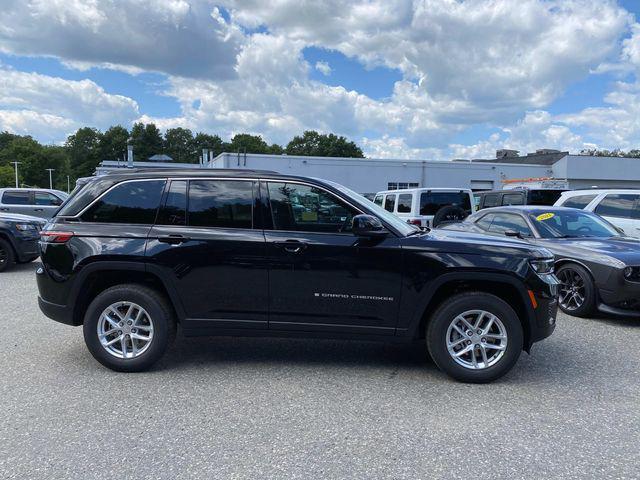 new 2024 Jeep Grand Cherokee car, priced at $41,062