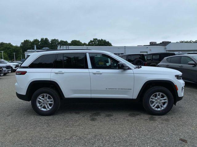 new 2024 Jeep Grand Cherokee car, priced at $38,234