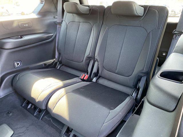 new 2025 Jeep Grand Cherokee L car, priced at $42,625