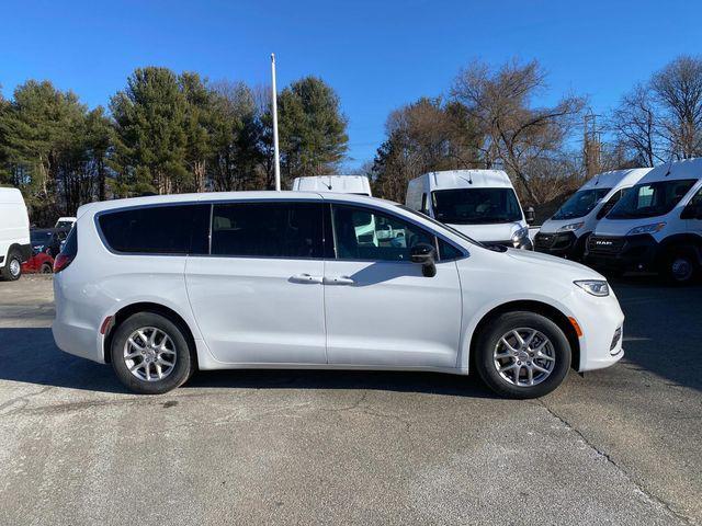 new 2025 Chrysler Pacifica car, priced at $44,145