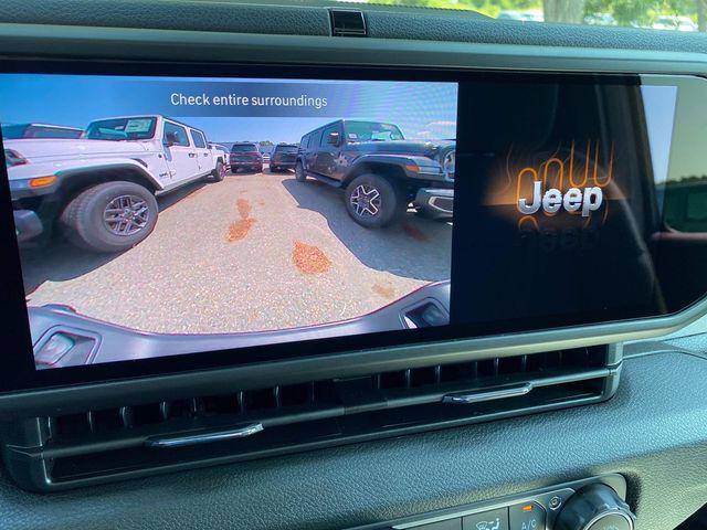 new 2025 Jeep Gladiator car, priced at $47,555