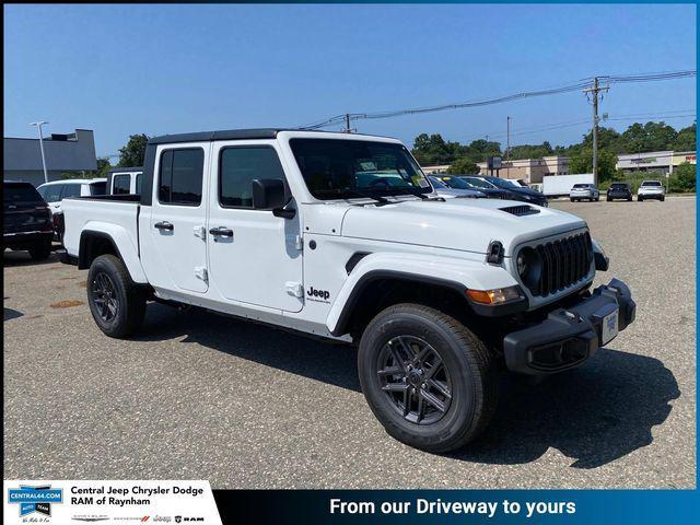 new 2025 Jeep Gladiator car, priced at $47,555