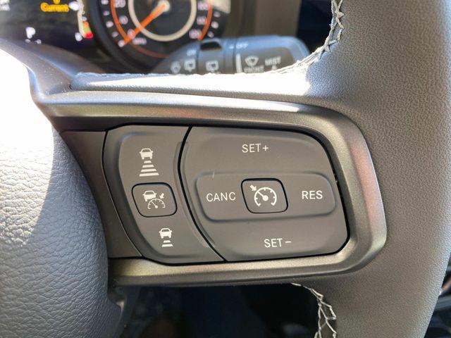 new 2025 Jeep Wrangler car, priced at $46,704