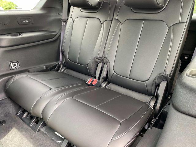 new 2025 Jeep Grand Cherokee L car, priced at $48,287
