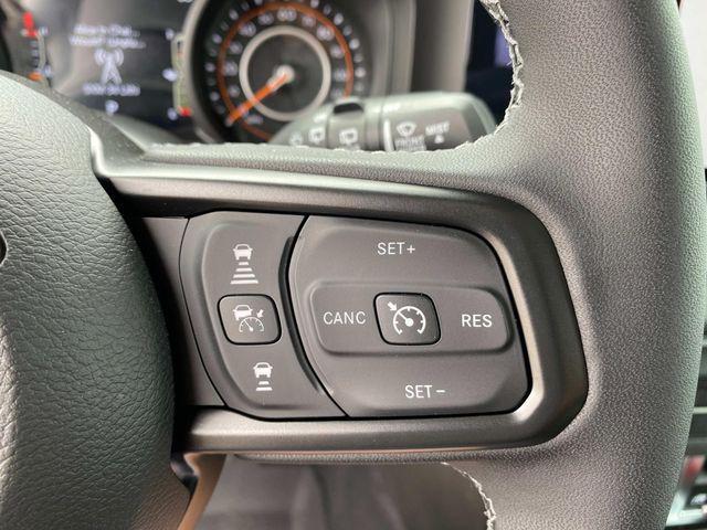 new 2025 Jeep Wrangler car, priced at $40,805