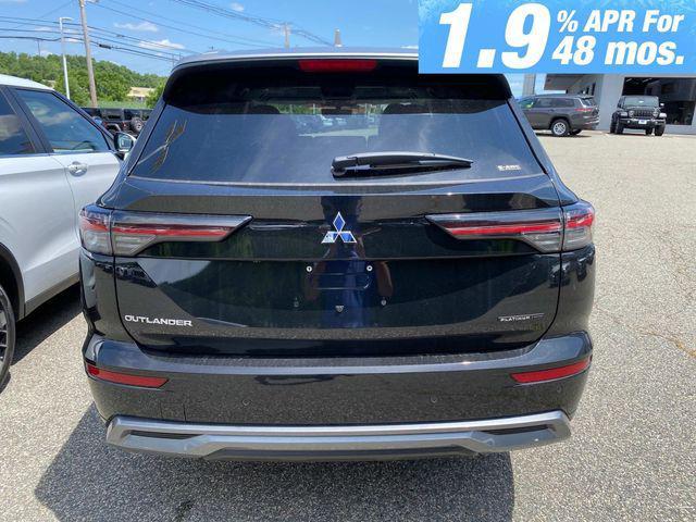new 2025 Mitsubishi Outlander car, priced at $46,590