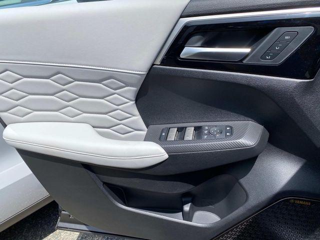 new 2025 Mitsubishi Outlander car, priced at $46,590