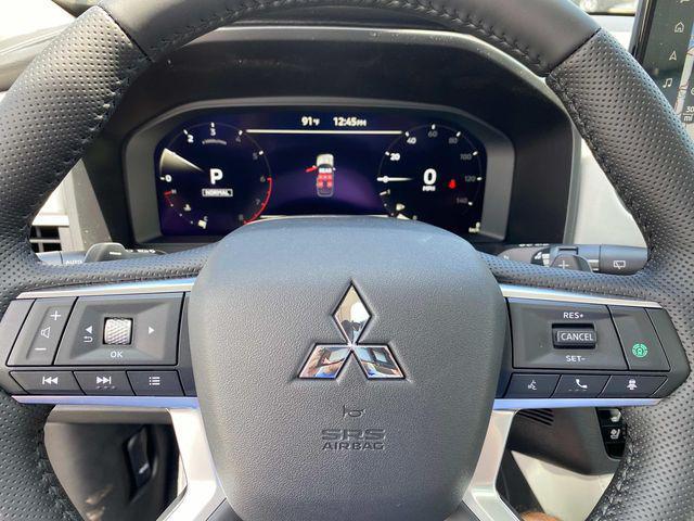 new 2025 Mitsubishi Outlander car, priced at $46,590