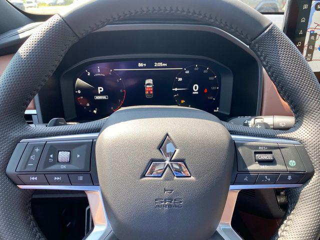 new 2025 Mitsubishi Outlander car, priced at $46,945