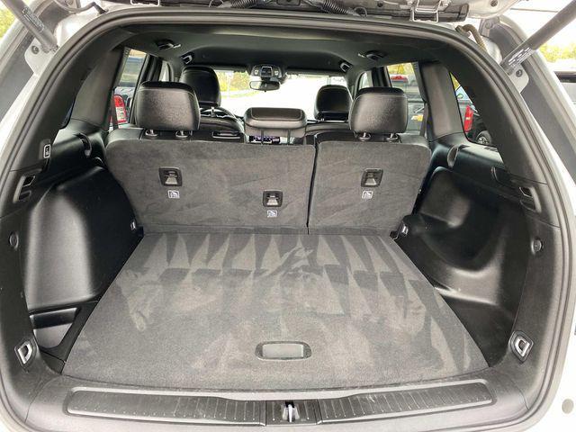 used 2024 Jeep Grand Cherokee car, priced at $33,881