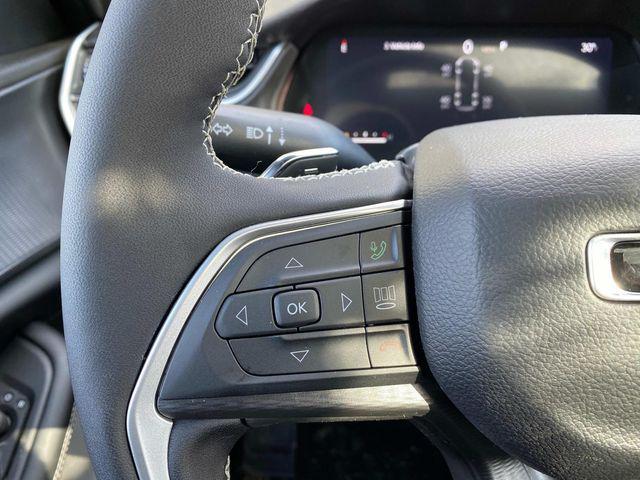 new 2025 Jeep Grand Cherokee L car, priced at $42,625