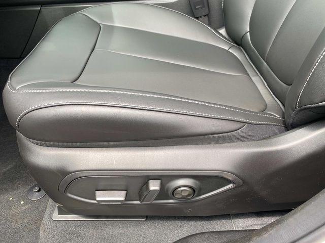 new 2025 Jeep Grand Cherokee L car, priced at $47,692