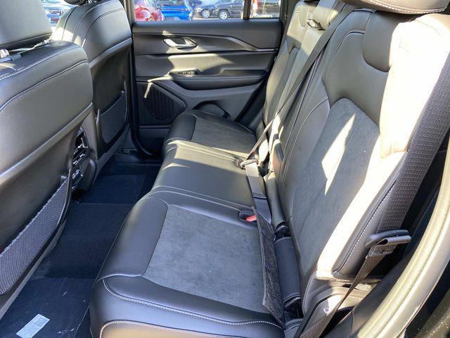 new 2025 Jeep Grand Cherokee car, priced at $46,730