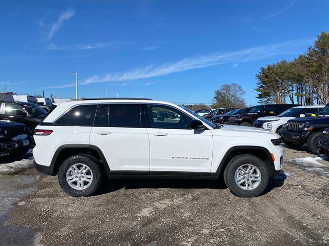 new 2025 Jeep Grand Cherokee car, priced at $42,625