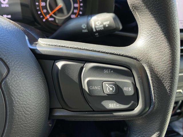 new 2025 Jeep Gladiator car, priced at $39,760